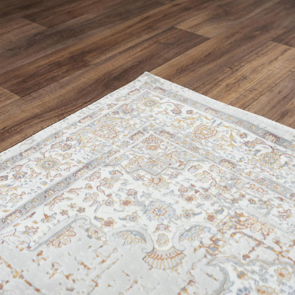 8' x 10' Machine-Made Rectangle Rug. Picture 5