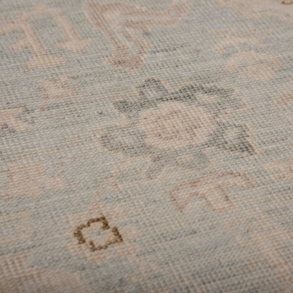 8' x 10' Cut Pile Hand Knotted  Rug. Picture 3