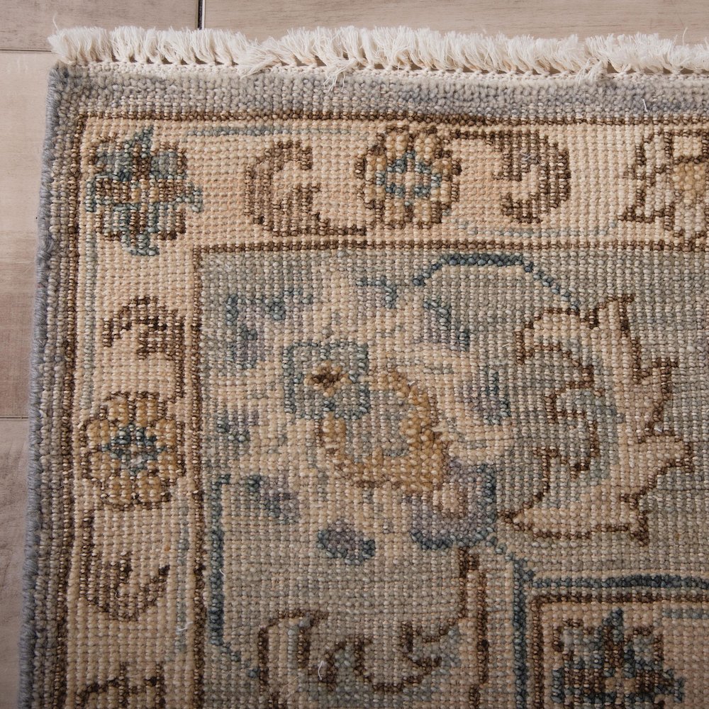 8' x 10' Cut Pile Hand Knotted  Rug. Picture 2