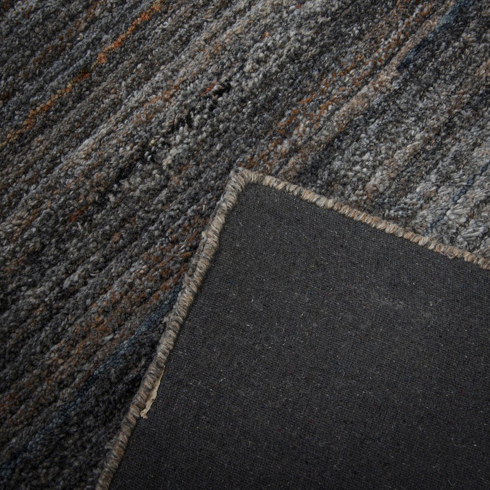 8' x 10' Cut & Loop Pile Hand Tufted Rug. Picture 6