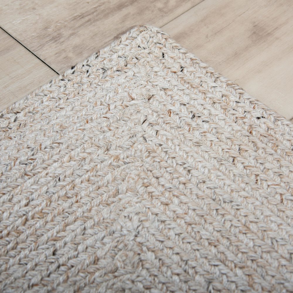 7'9" x 9'9" Flat Weave Pile Hand Woven Rug. Picture 6