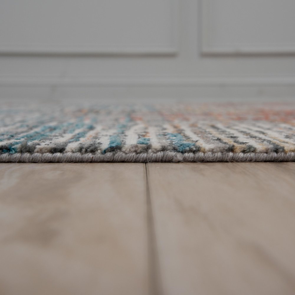 5' x 8' Cut Pile Hybrid Rug. Picture 4
