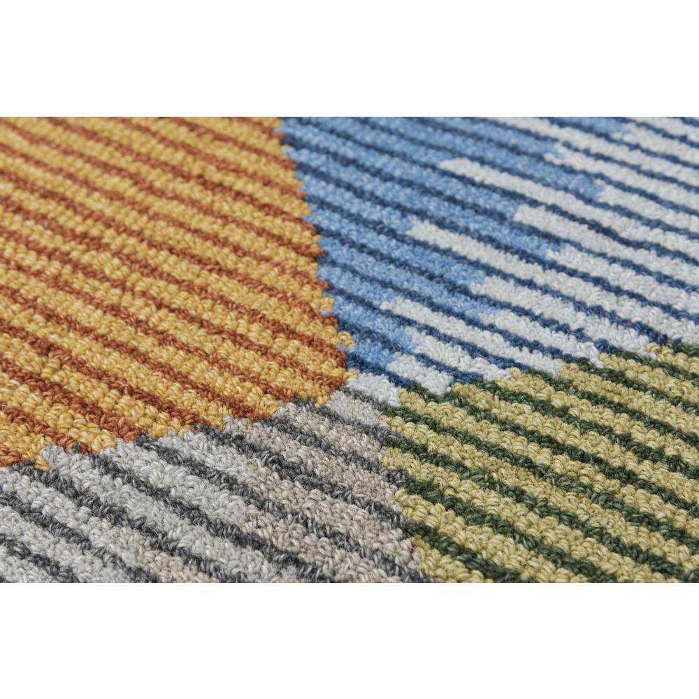 8' x 10' Hand-Tufted Rectangle Rug. Picture 2