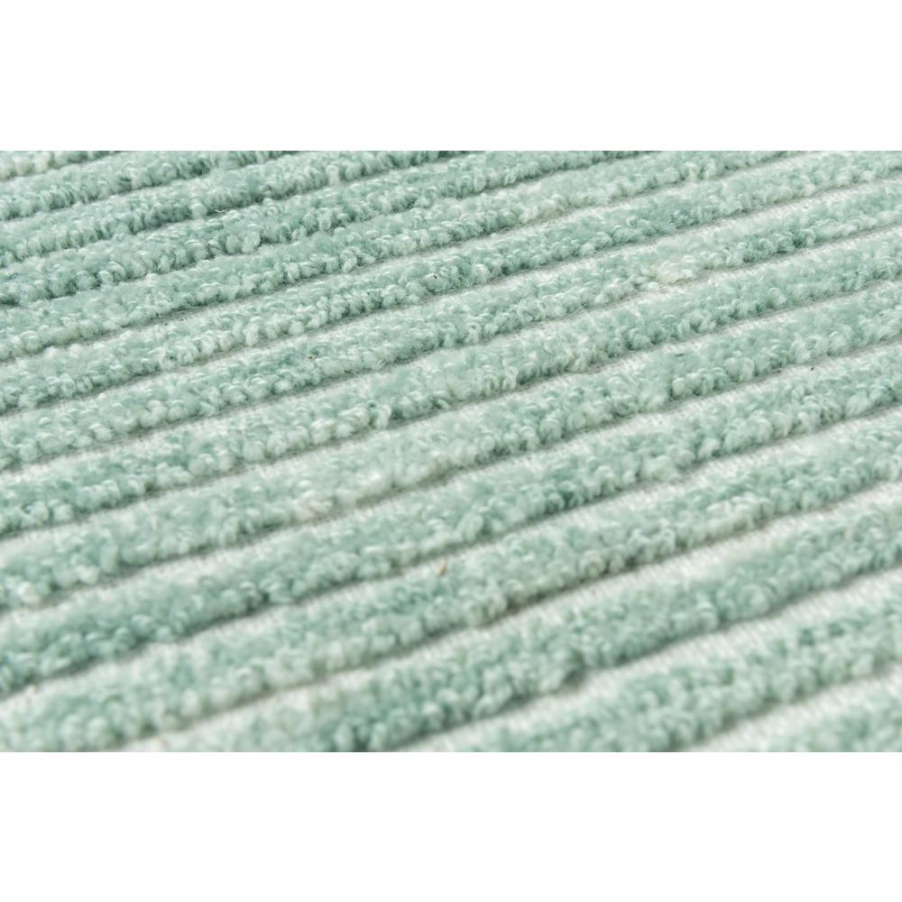 8' x 10' Hand-Tufted Rectangle Rug. Picture 2