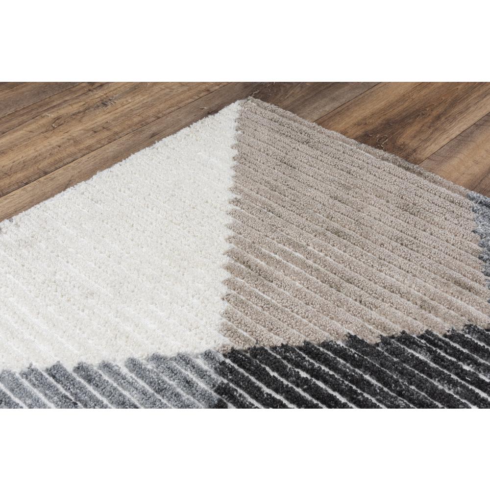 8' x 10' Hand-Tufted Rectangle Rug. Picture 4