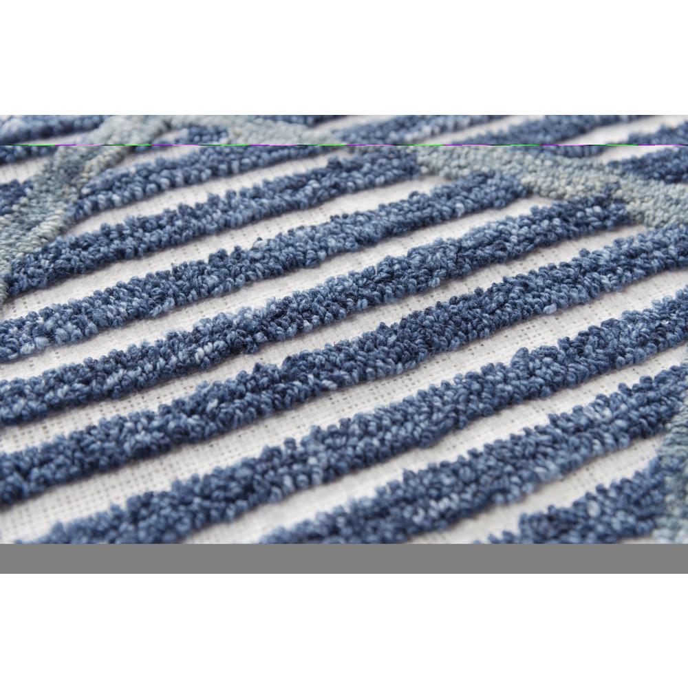 8' x 10' Hand-Tufted Rectangle Rug. Picture 2