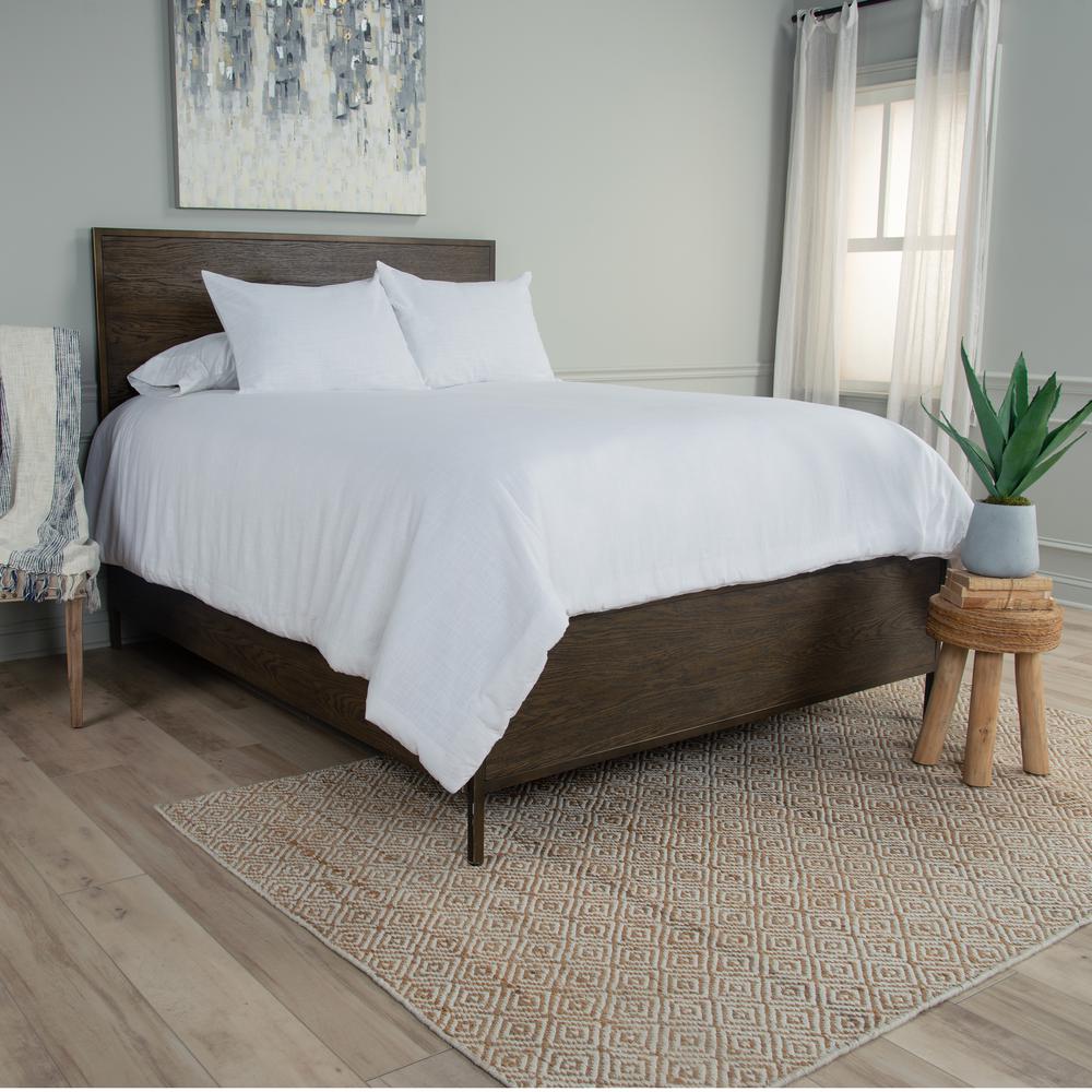 92"X96" Queen Comforter /Duvet. Picture 4