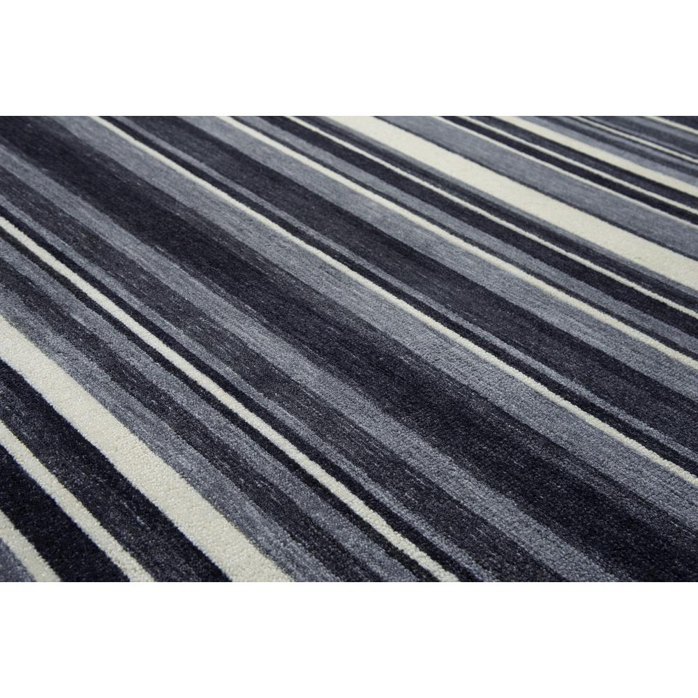 9' x 12' Hand-Tufted Rectangle Rug. Picture 23