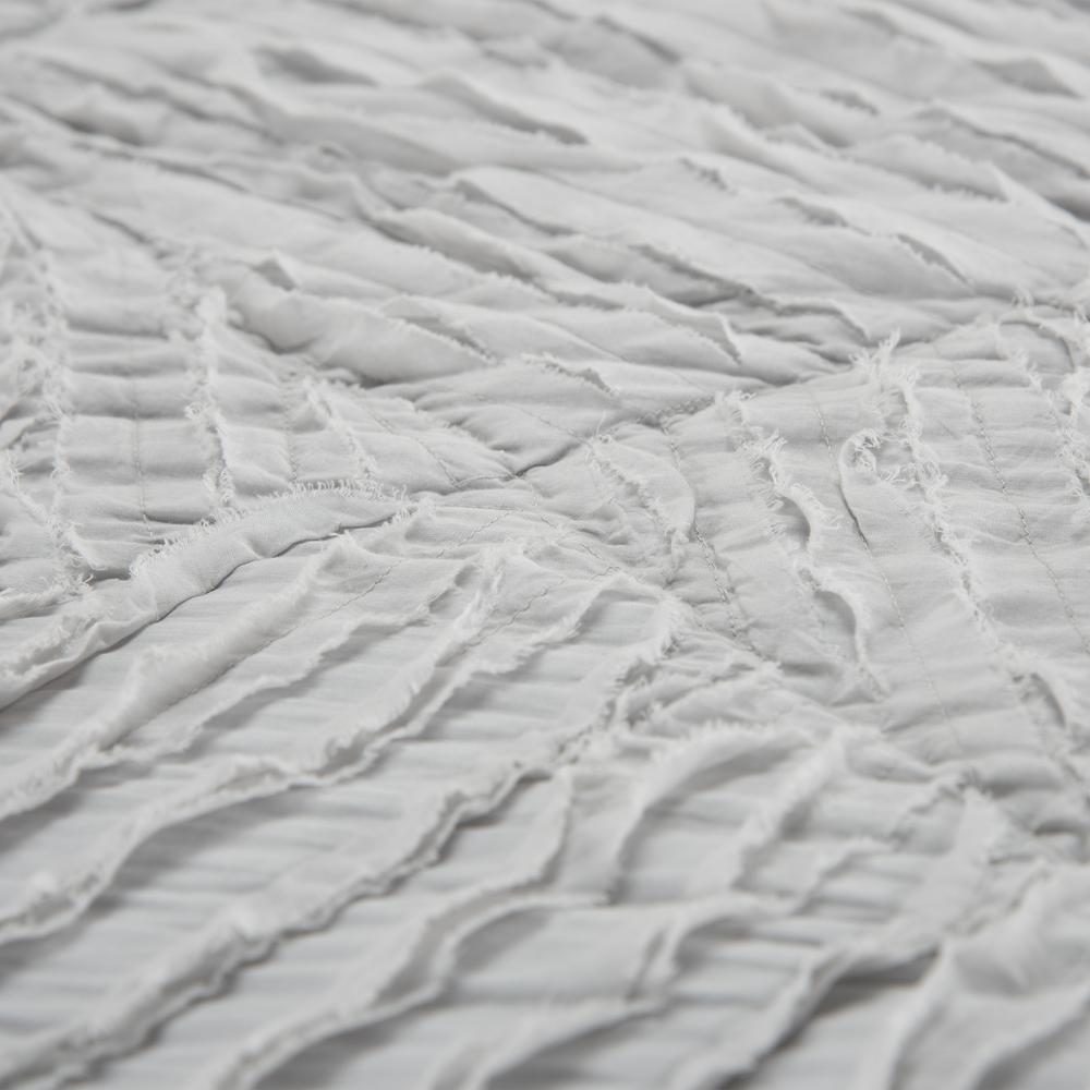 Rizzy Home 20" x 26" Standard Sham- BQ4199. Picture 7
