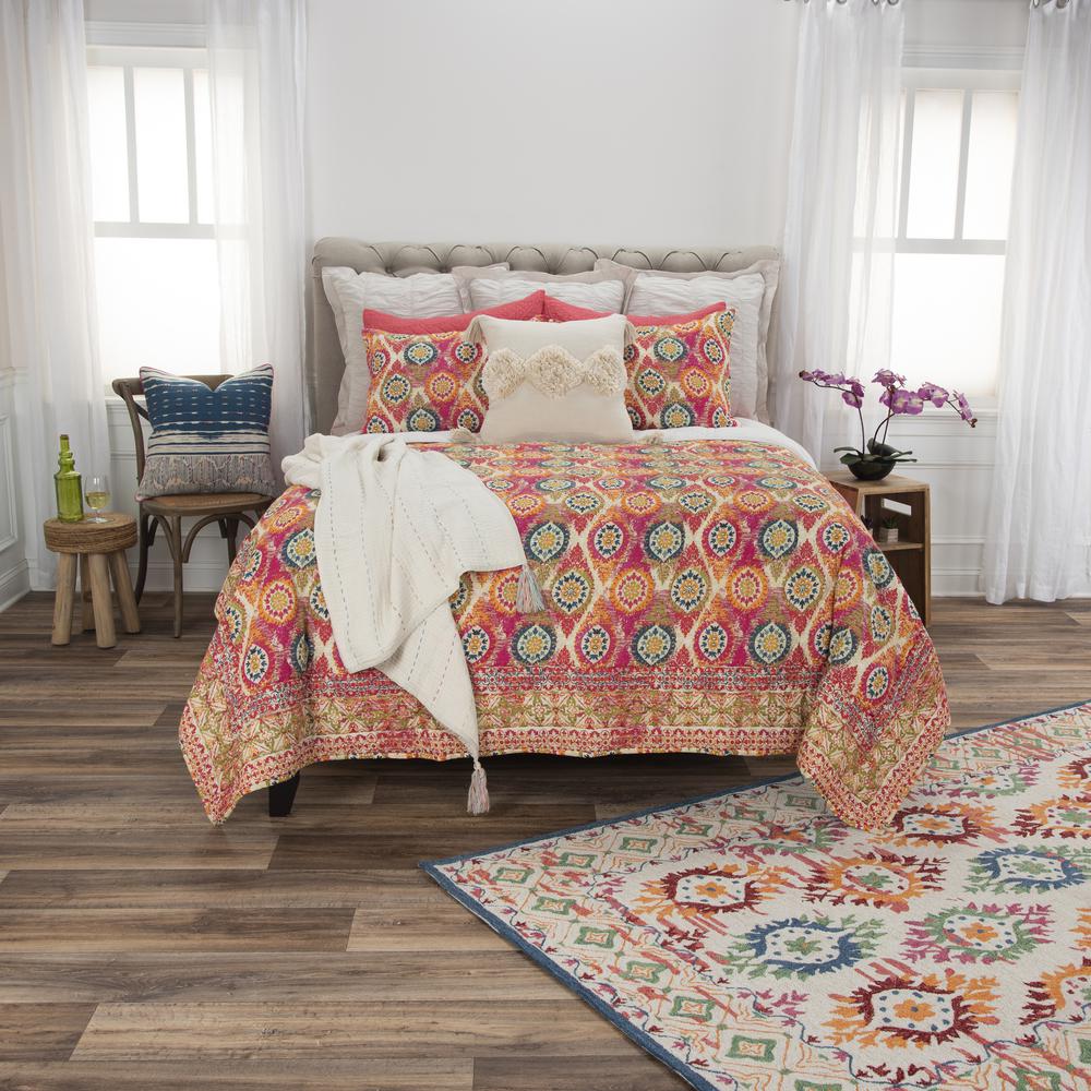 Rizzy Home 70" x 86" Quilt- BQ4505. Picture 4