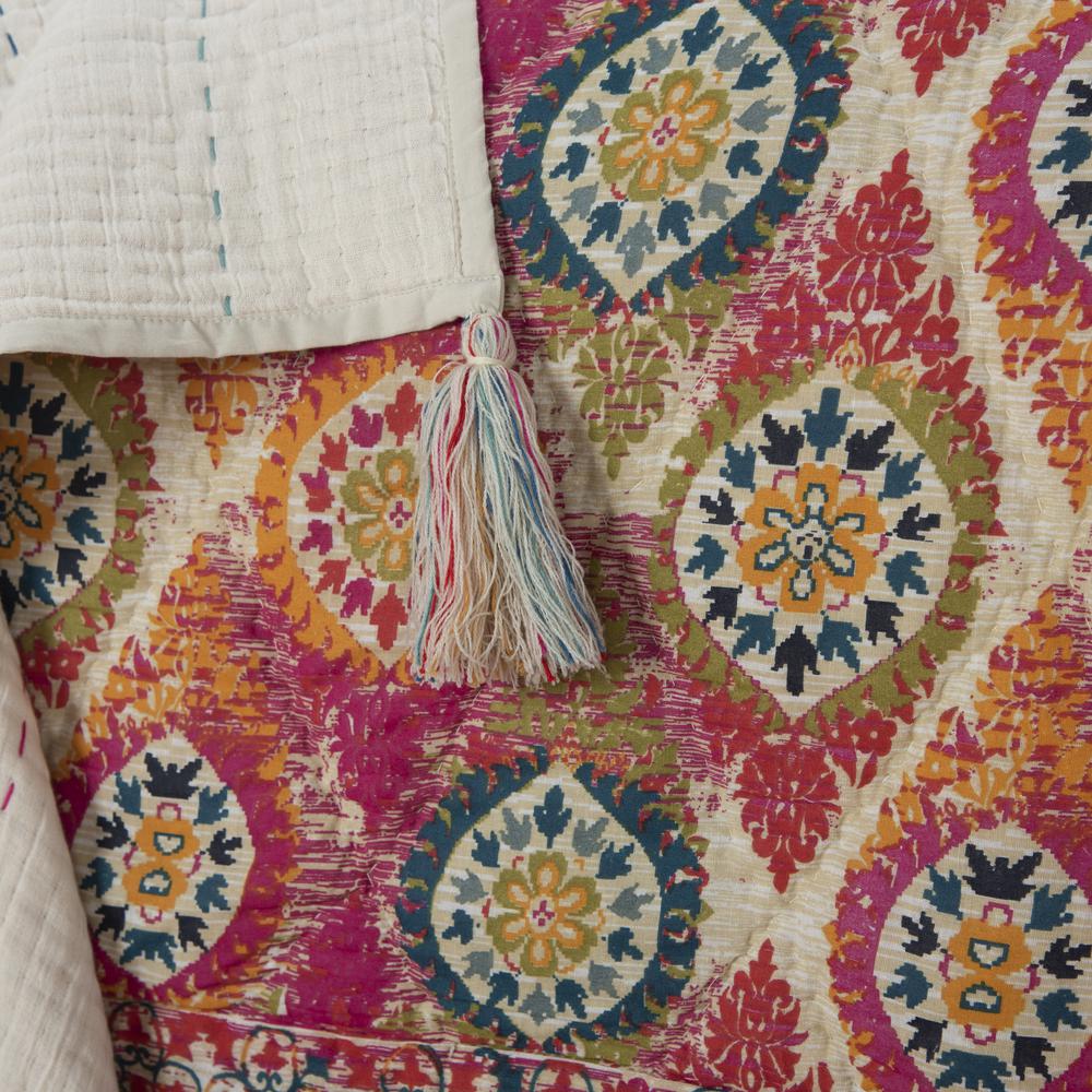 Rizzy Home 70" x 86" Quilt- BQ4505. Picture 8