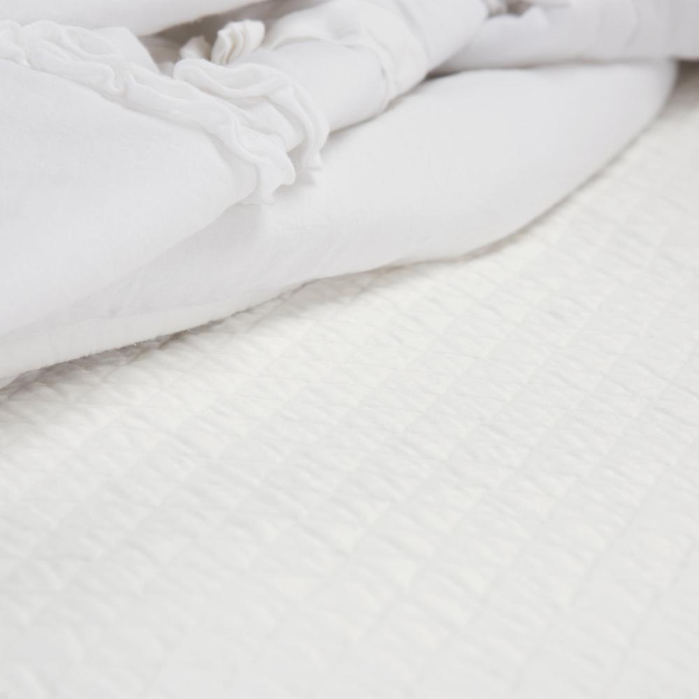20" x 36" King Sham. Picture 3