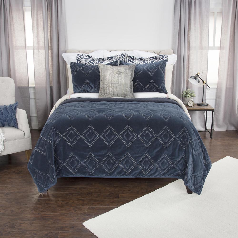20" x 36" King Sham. Picture 5