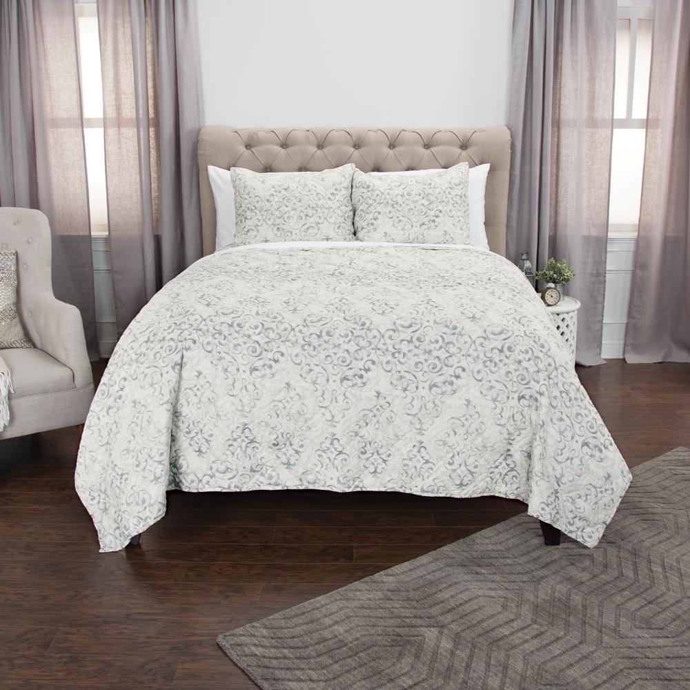 Rizzy Home 70" x 86" Quilt- BQ4571. Picture 2