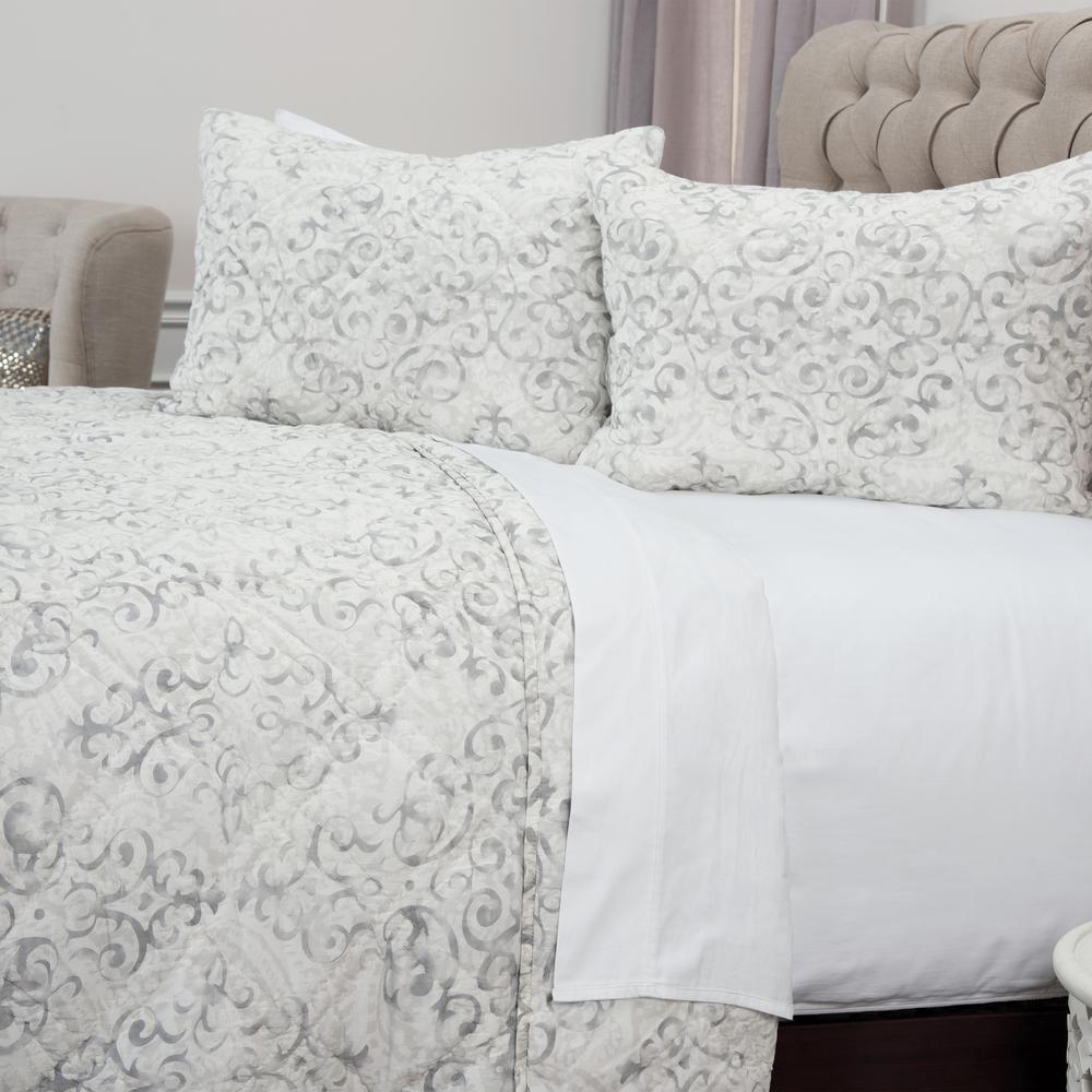 Rizzy Home 70" x 86" Quilt- BQ4571. Picture 7