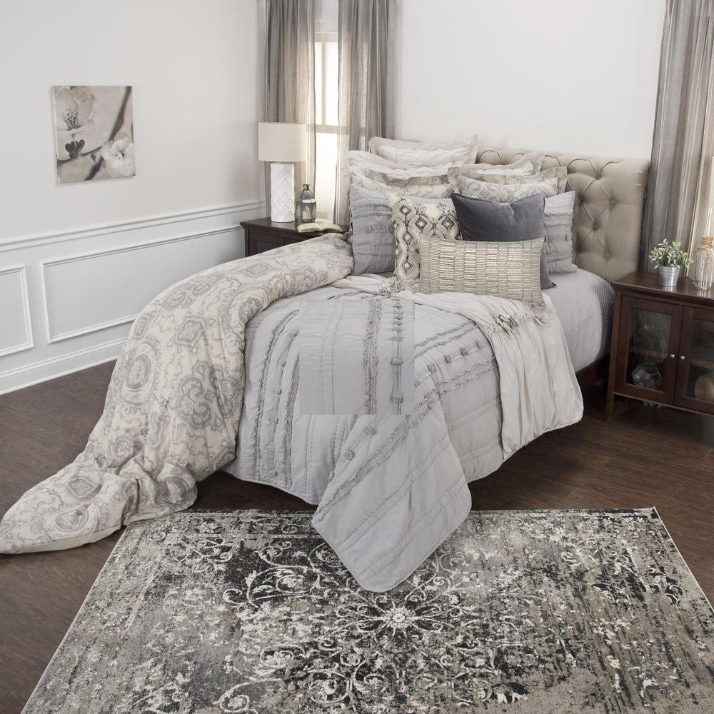 Rizzy Home 20" x 26" Standard Sham- BQ4580. Picture 4