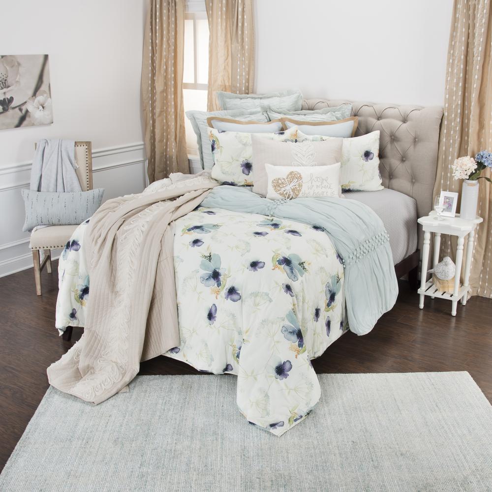 Rizzy Home 70" x 86" Quilt- BQ4587. Picture 3