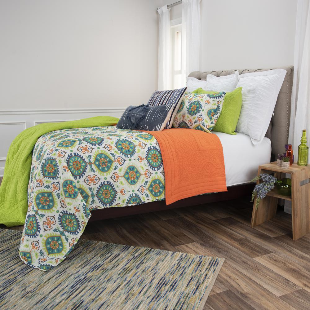 Rizzy Home 70" x 86" Quilt- BQ4619. Picture 5