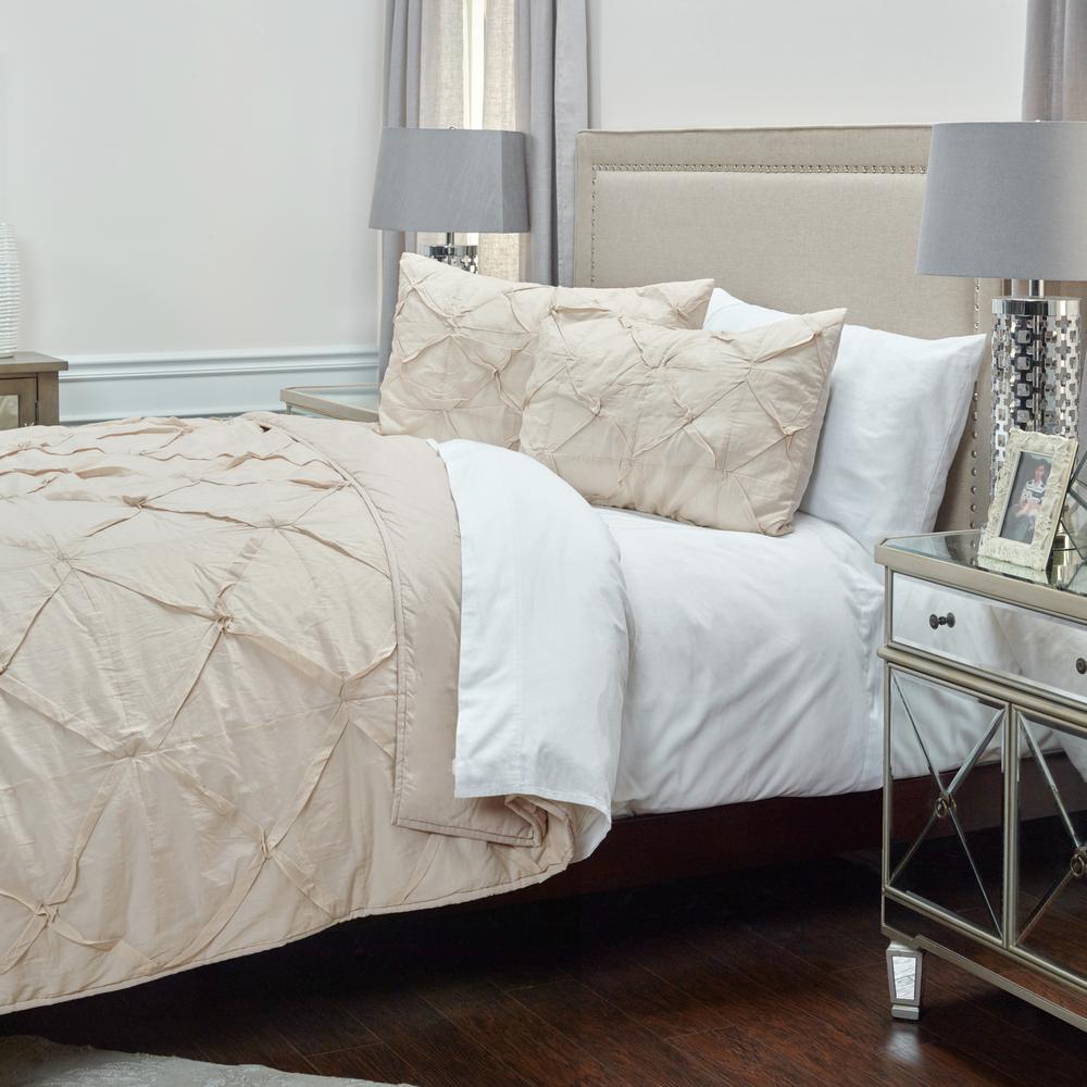 Rizzy Home 20" x 26" Standard Sham- BT1711. Picture 3