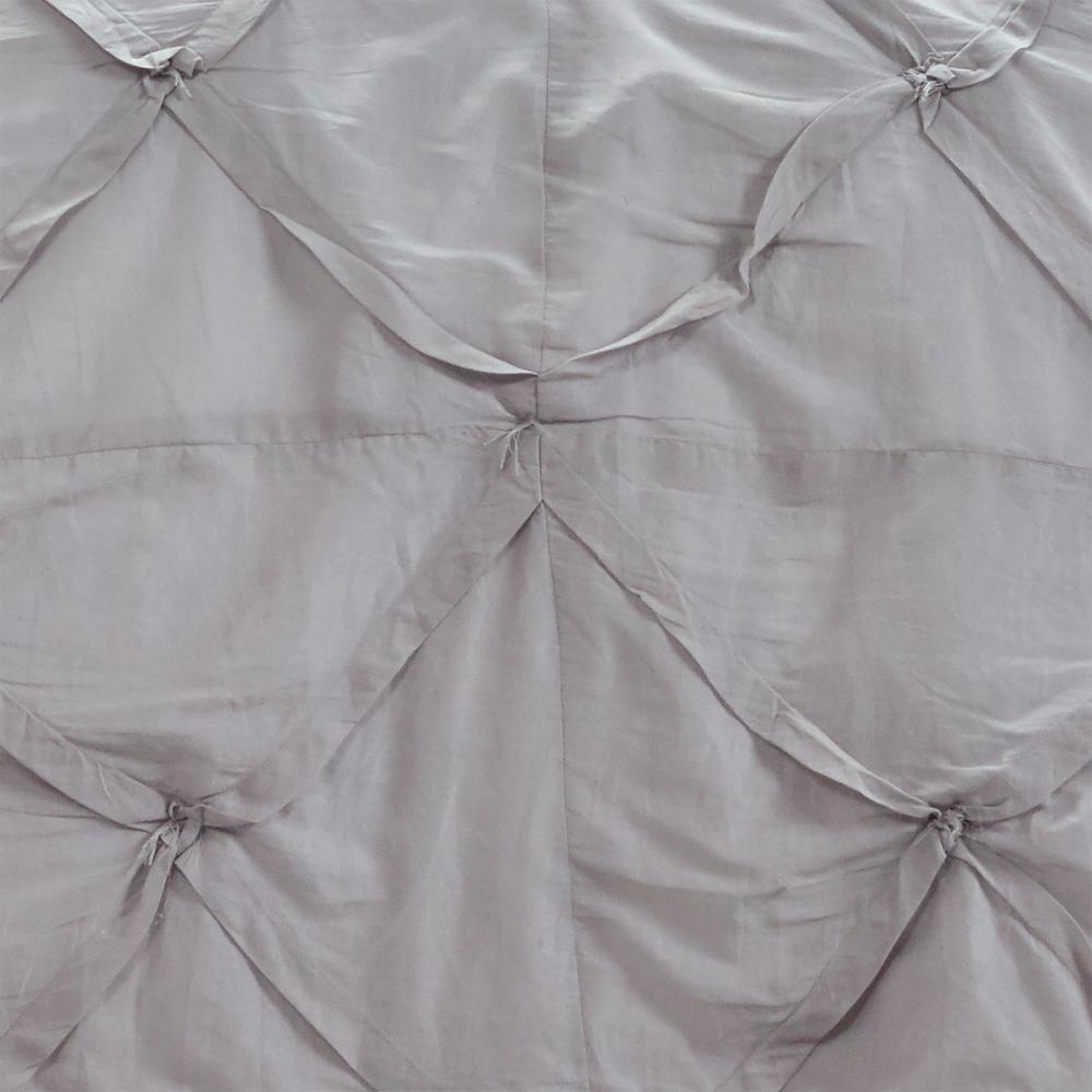 Rizzy Home 20" x 26" Standard Sham- BT1712. Picture 6