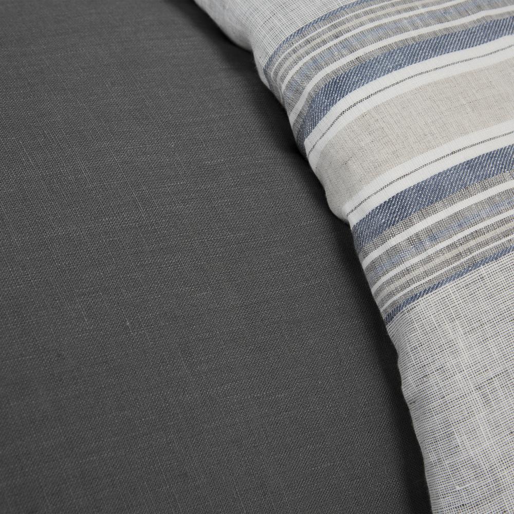 Rizzy Home 20" x 26" Standard Sham- BT1726. Picture 8
