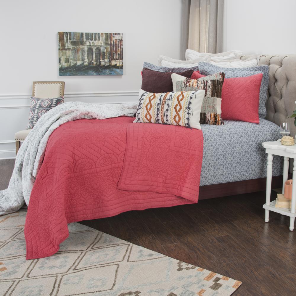 Rizzy Home 20" x 26" Standard Sham- BT1790. Picture 9