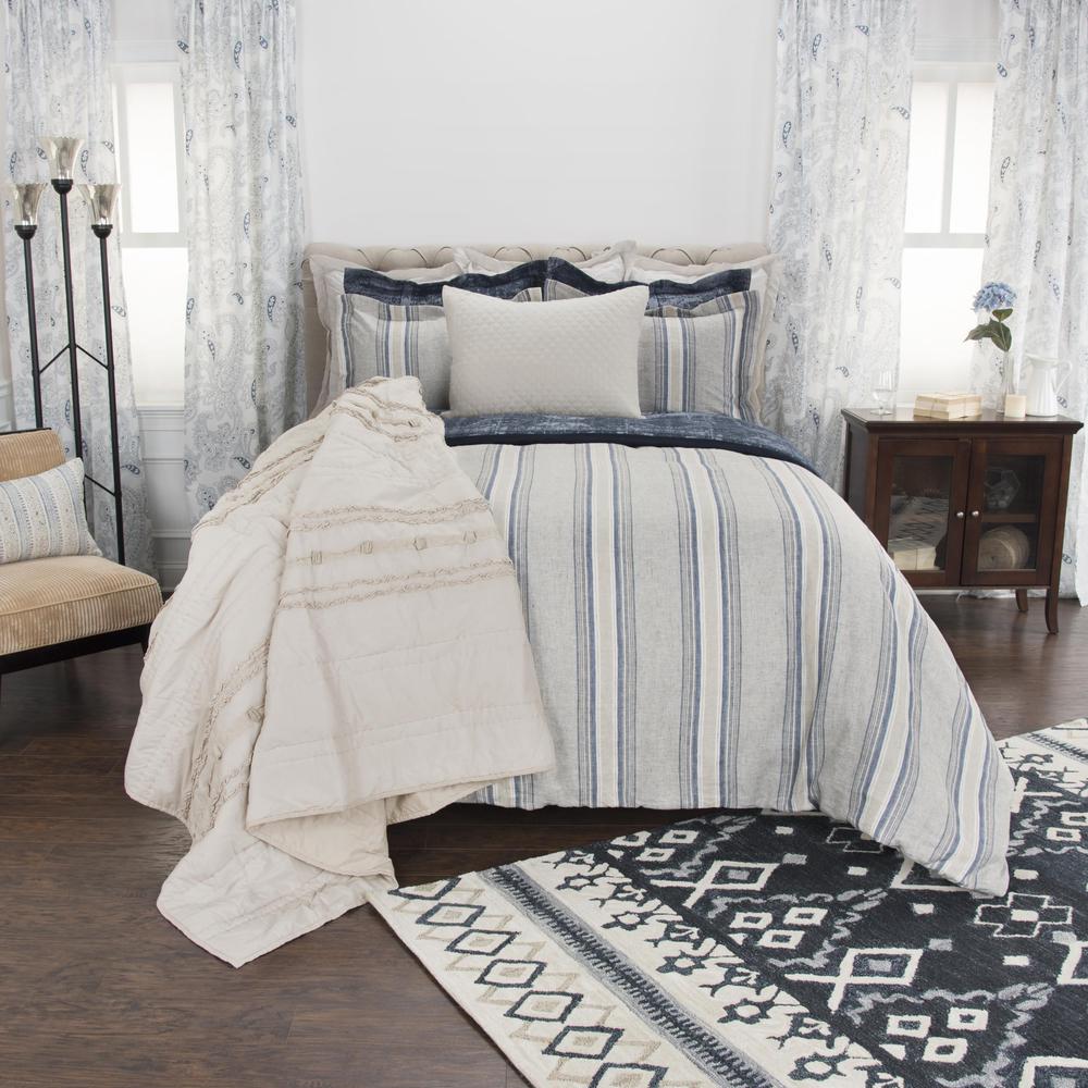 20" x 36" King Sham. Picture 5