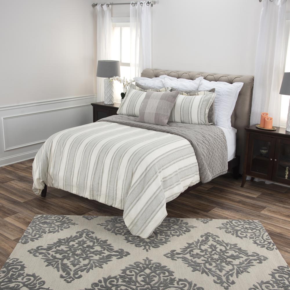Rizzy Home 20" x 26" Standard Sham- BT4010. Picture 4