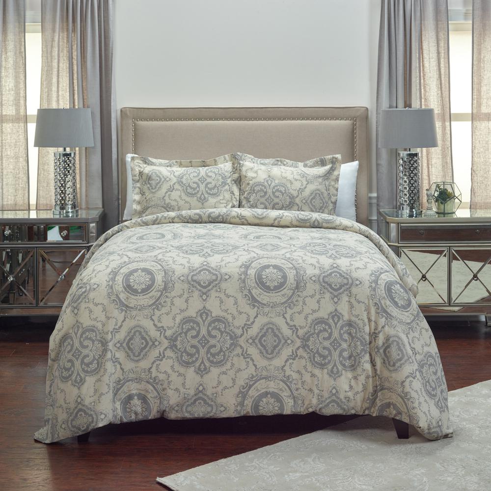 Rizzy Home 70" x 86" Duvet - BT4194. Picture 2