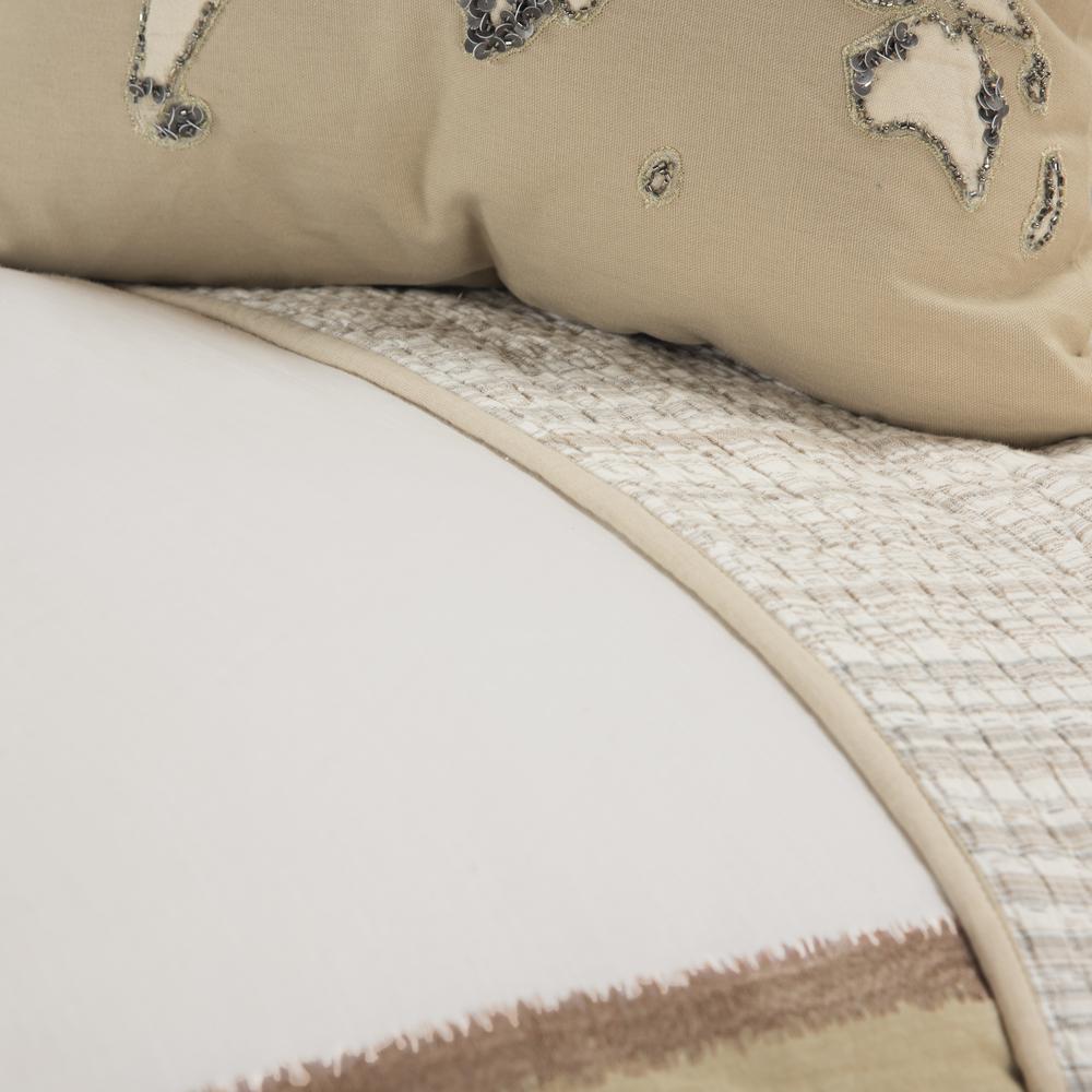 Rizzy Home 96" x 98" Duvet - BT4443. Picture 7