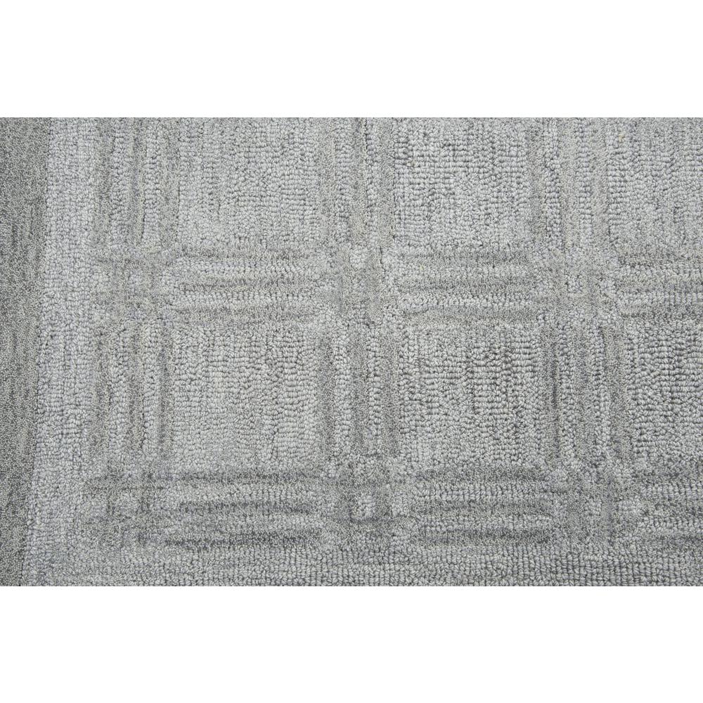 9' x 12' Hand-Tufted Rectangle Rug. Picture 2