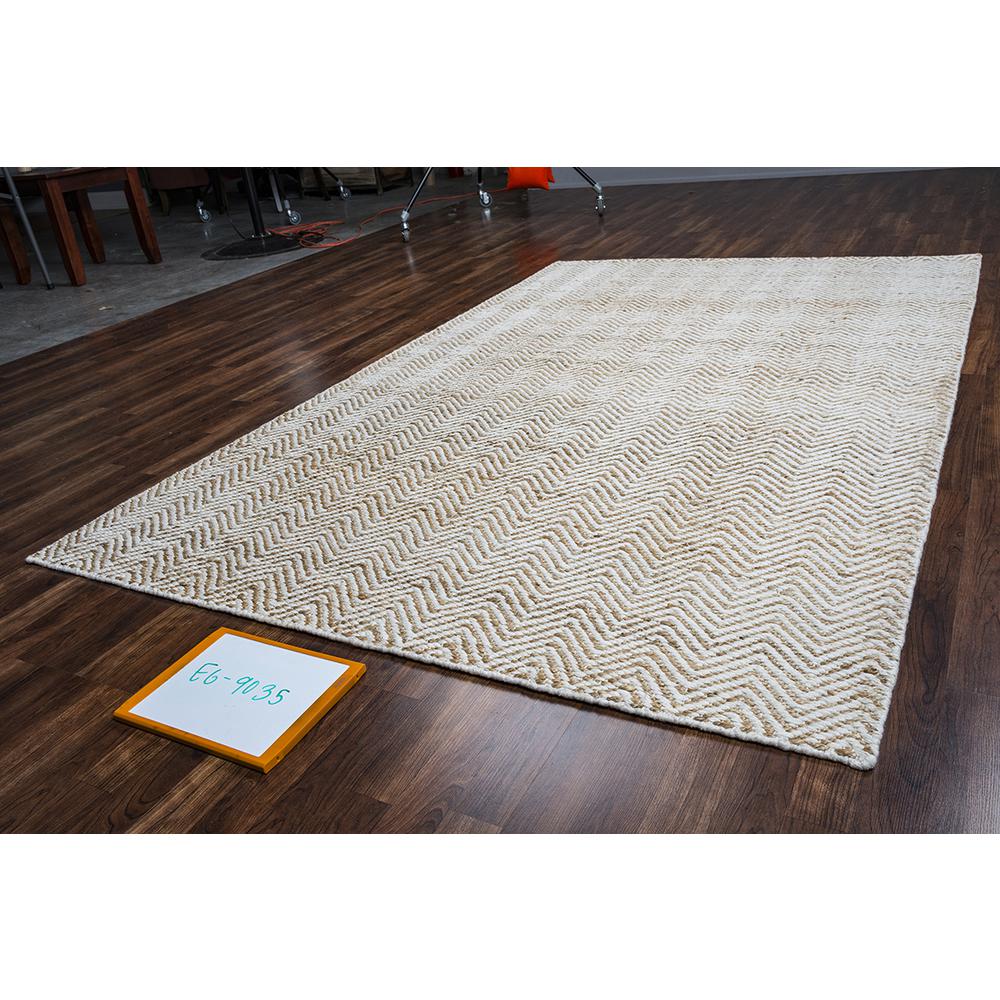 5' x 8' Hand-Woven Rectangle Rug. Picture 9