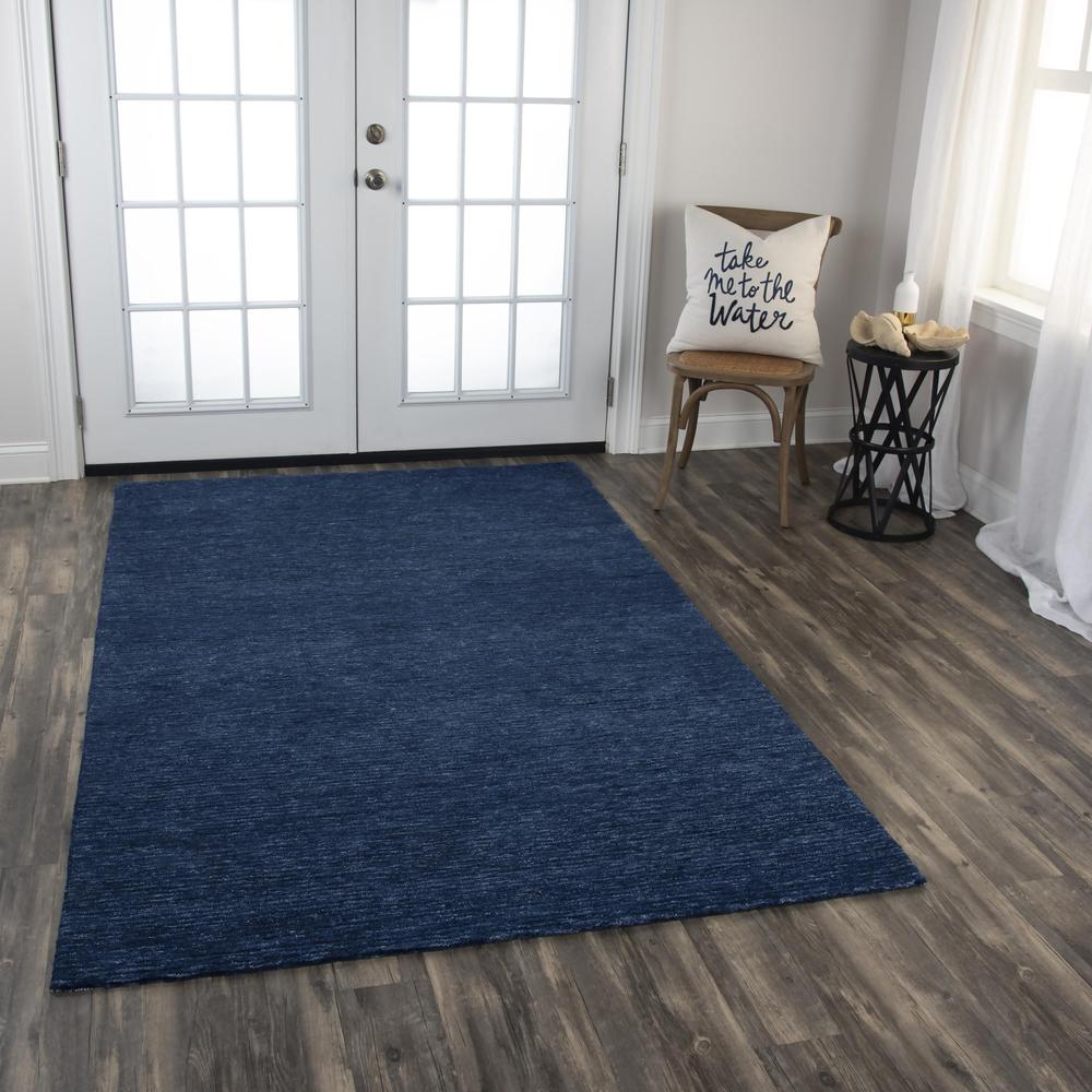 Hand Tufted Cut & Loop Pile Recycled Polyester Rug, 7'6" x 9'6". Picture 2