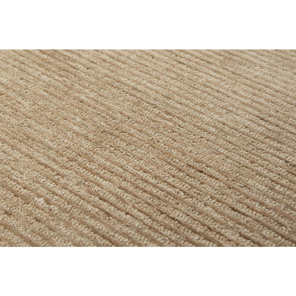 8' x 10' Hand-Tufted Rectangle Rug. Picture 4