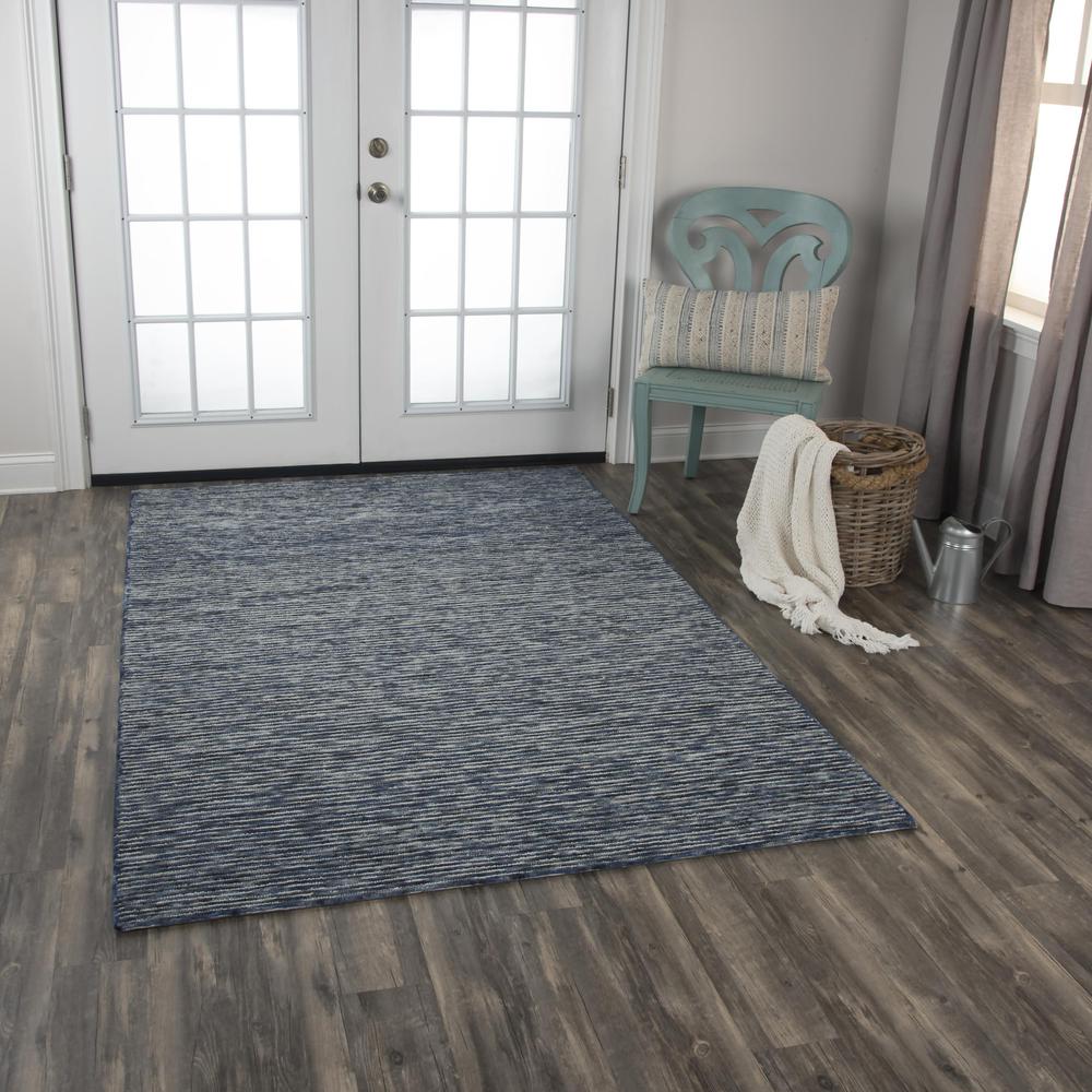 8' x 10' Hand-Tufted Rectangle Rug. Picture 2
