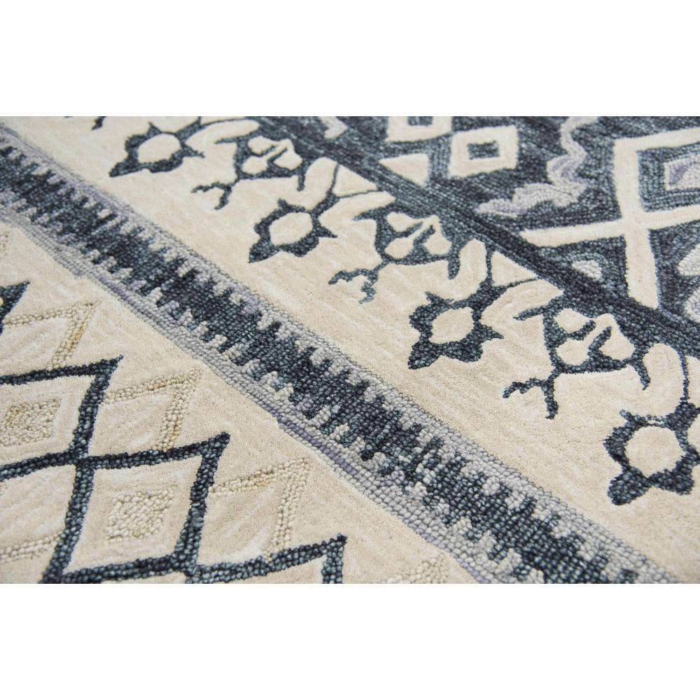 2' x 8' Hand-Tufted Rectangle Runner. Picture 4