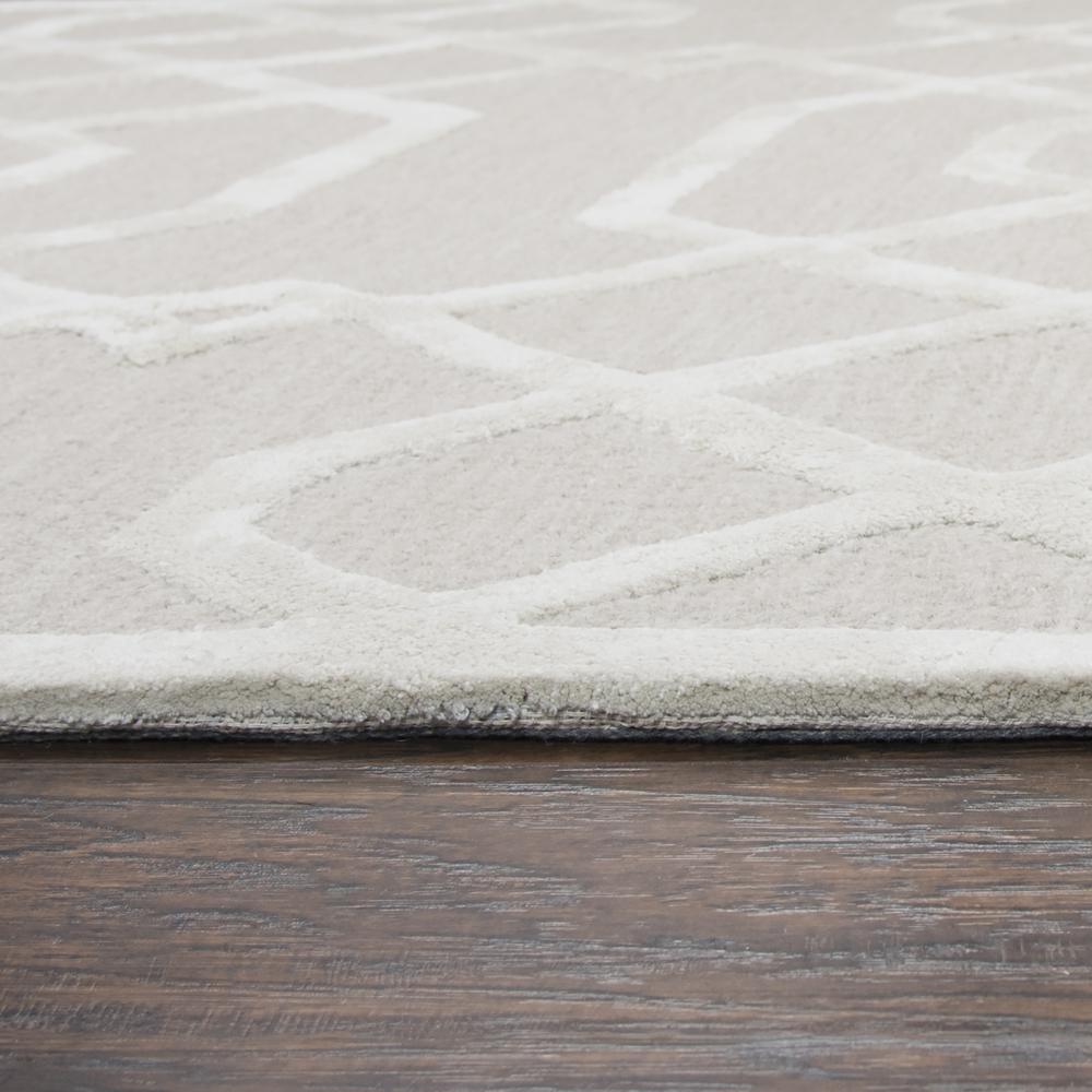 8' x 10' Hand-Tufted Rectangle Rug. Picture 4