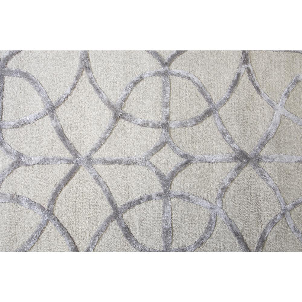 8' x 10' Hand-Tufted Rectangle Rug. Picture 10