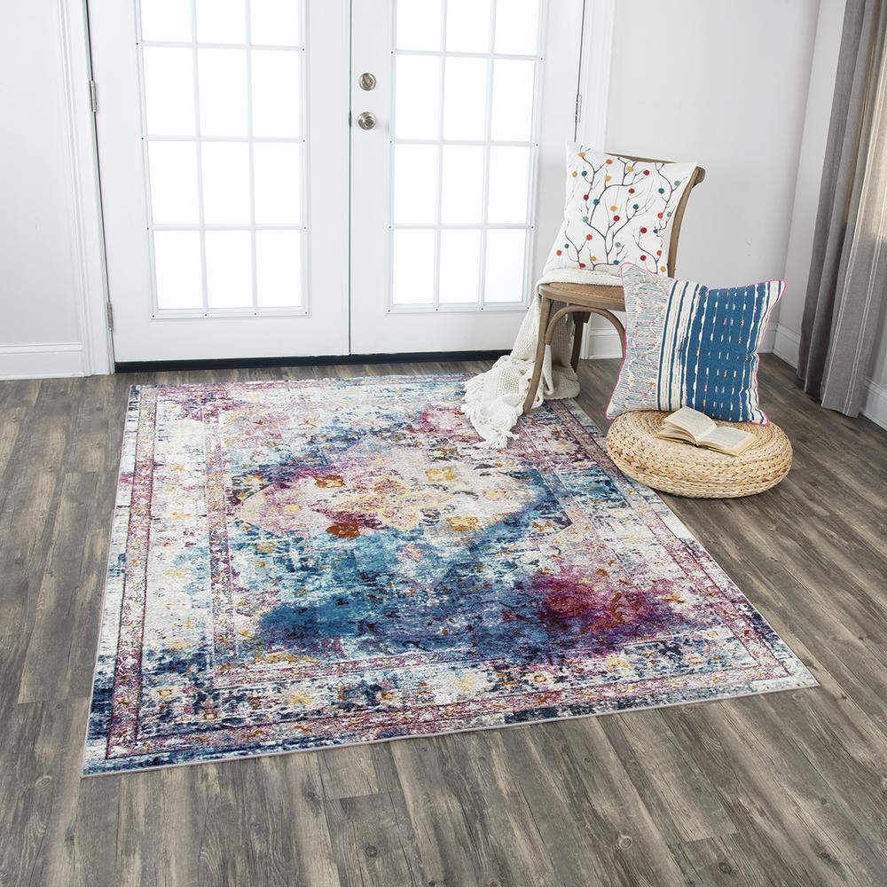 8' x 10' Machine-Made Rectangle Rug. Picture 12