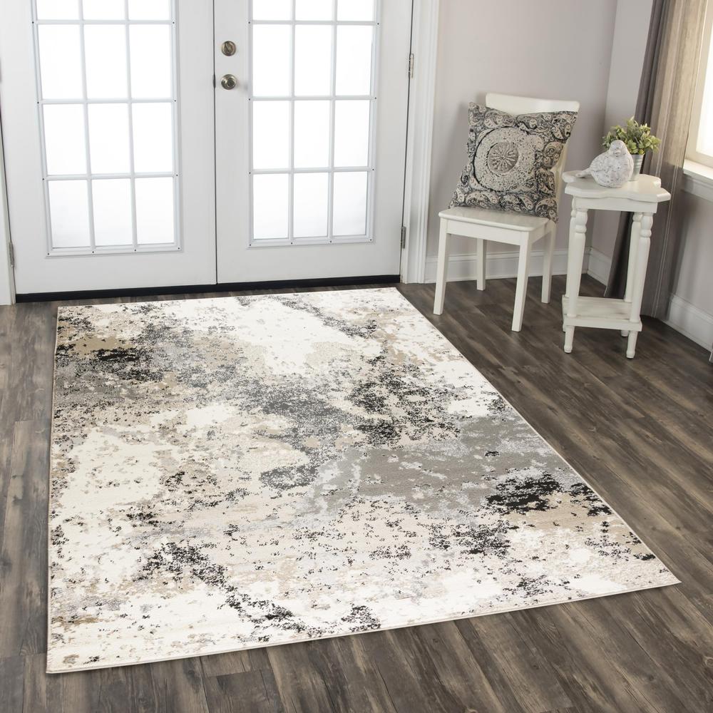 5' x 7" Machine-Made Rectangle Rug. Picture 2