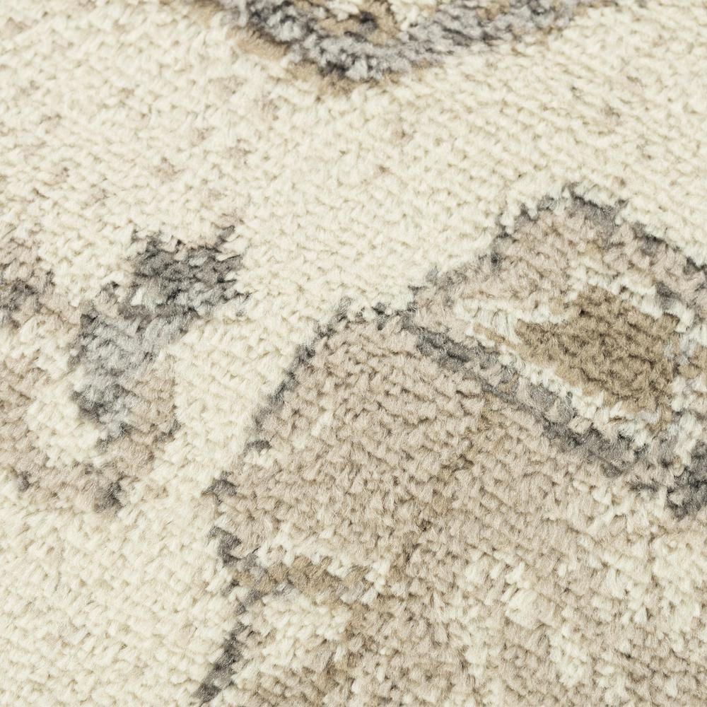 5' x 7" Machine-Made Rectangle Rug. Picture 5