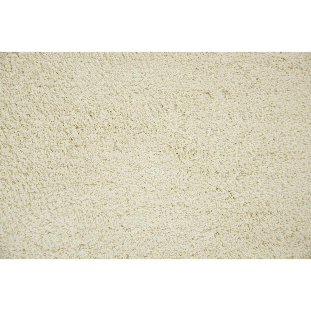 8' x 10' Hand-Tufted Rectangle Rug. Picture 4
