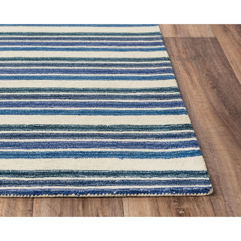 8' x 10' Hand-Tufted Rectangle Rug. Picture 1