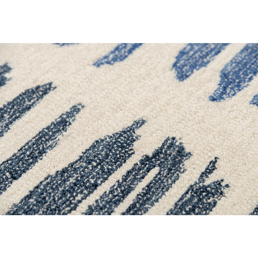 8' x 10' Hand-Tufted Rectangle Rug. Picture 2