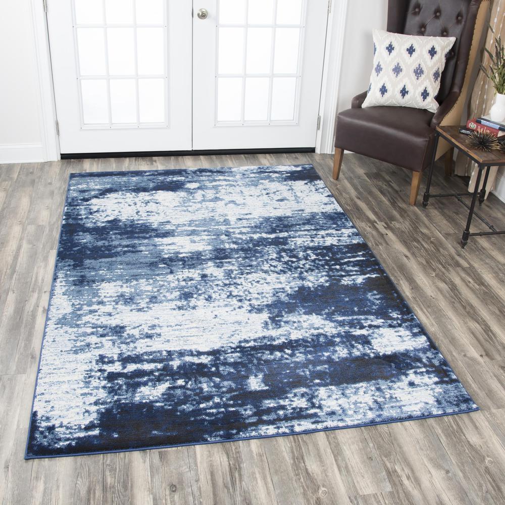 3' x 5' Machine-Made Rectangle Rug. Picture 2