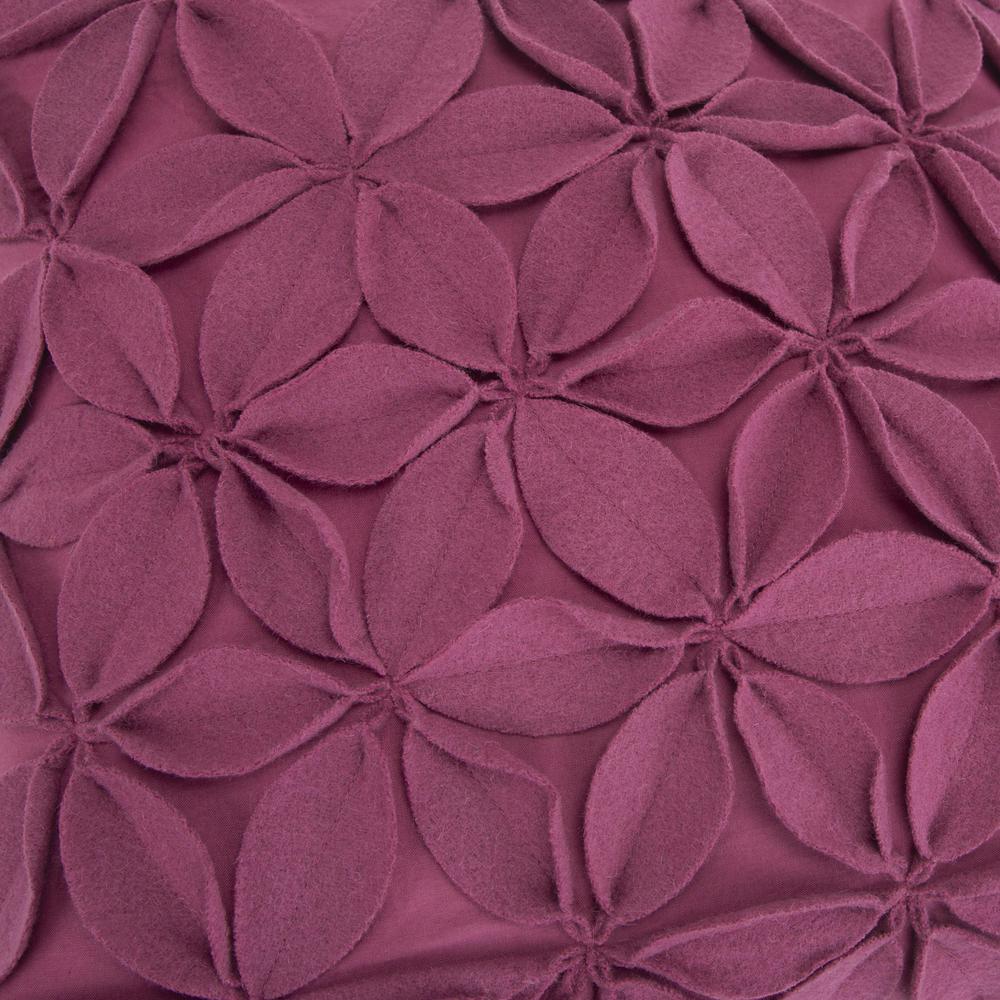 18" x 18" Poly Filled Pillow. Picture 4