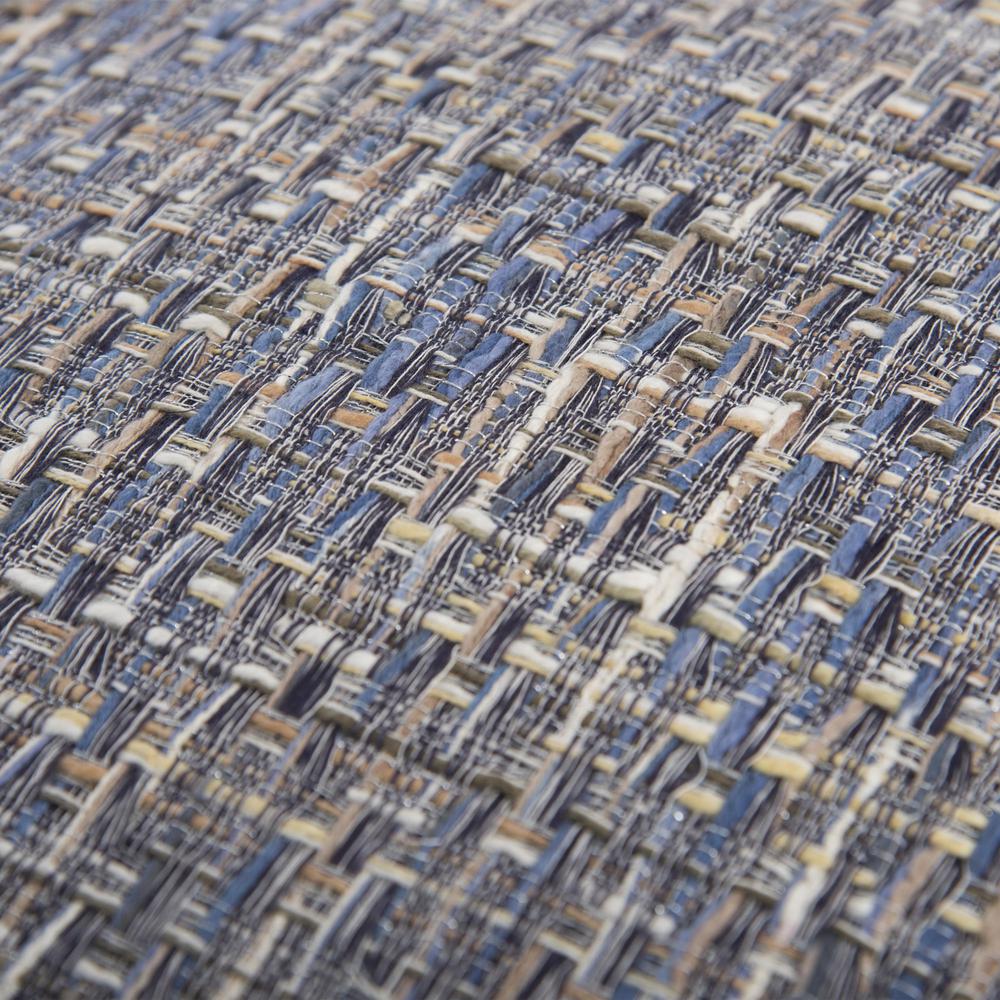 22" x 22" Pillow Cover. Picture 3