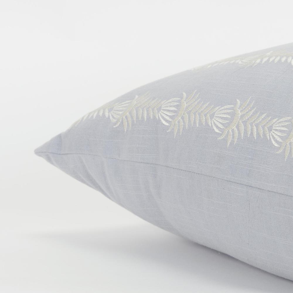 20"X20" 1 down filled pillow. Picture 5