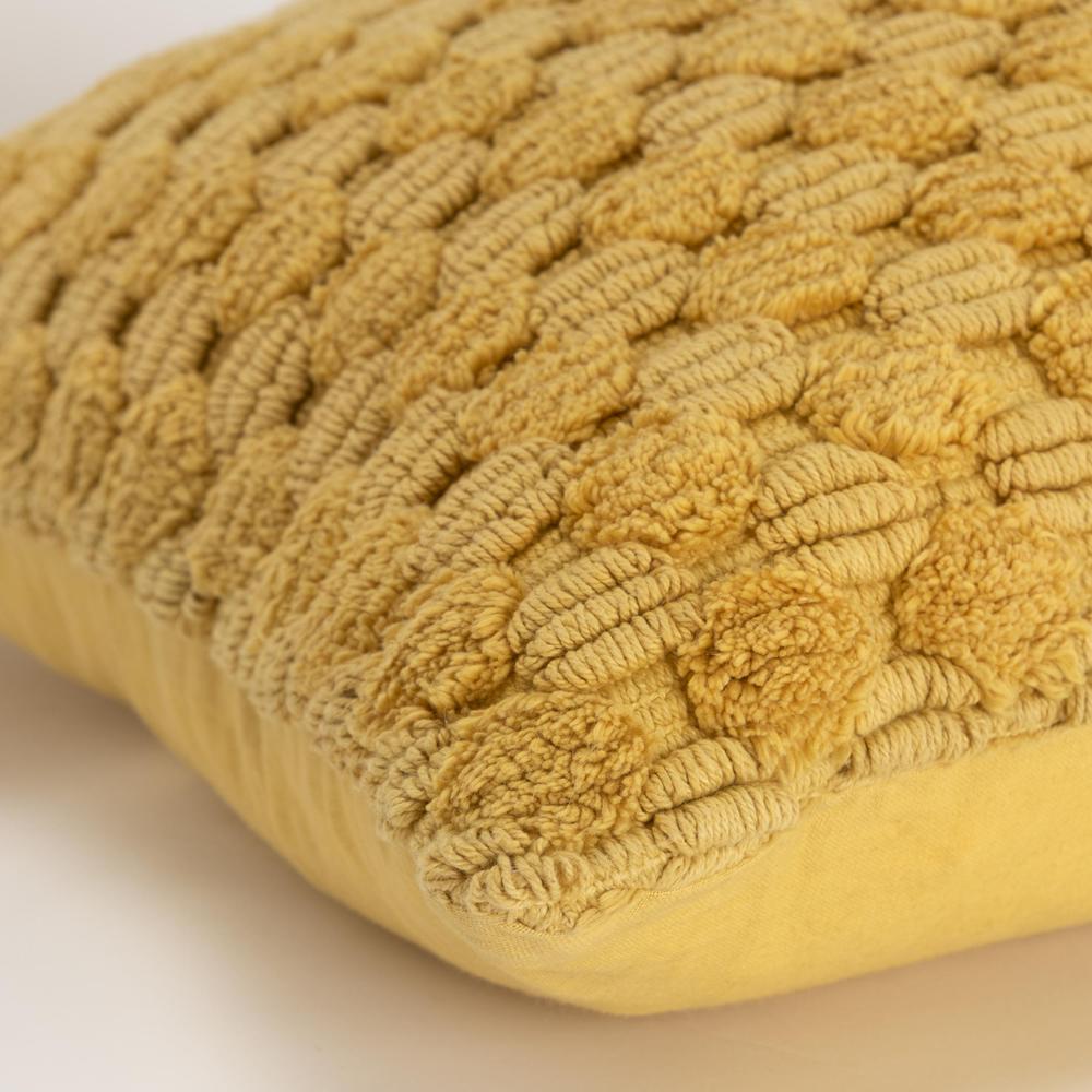 20" x 20" Pillow Cover. Picture 4
