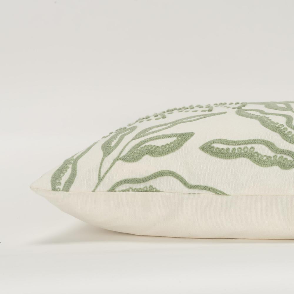 14"X26" 1 down filled pillow. Picture 5